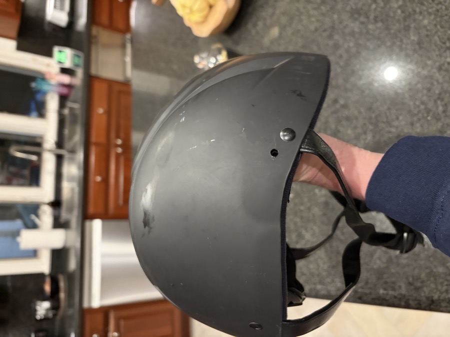 Ovation schooling helmet