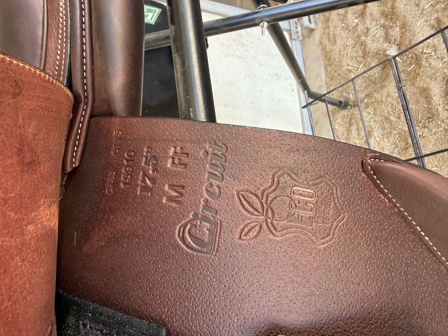 DOVER SADDLERY | 17.5" | 4.75" Tree Size | 2026