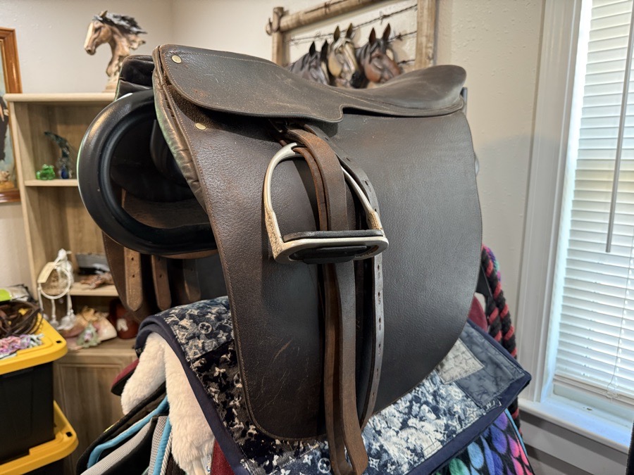 21” Borelli Saddle
