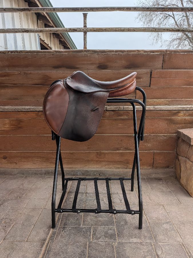 2011 Childeric 17in Jump Saddle MW