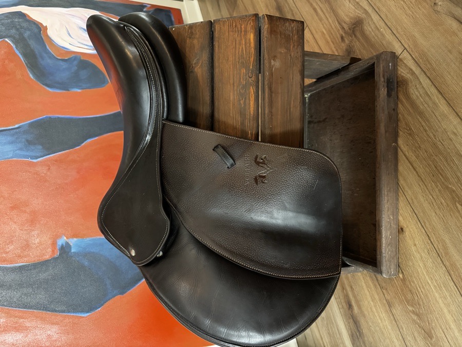 VOLTAIRE Palm Beach | 17.5" 3A | 4.5" Tree Size | 2022