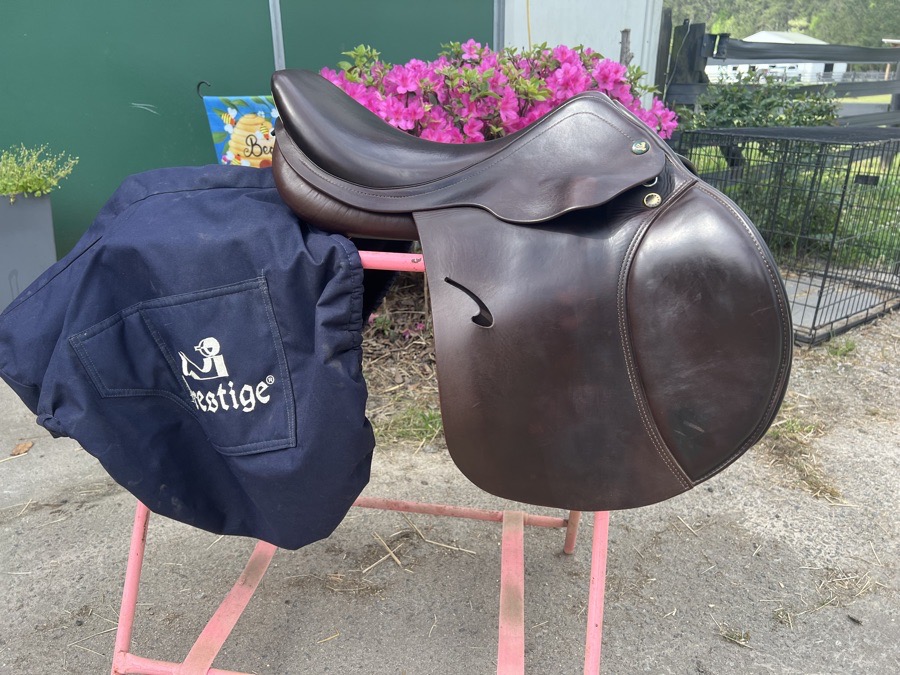 Prestige Roma Jump Saddle 