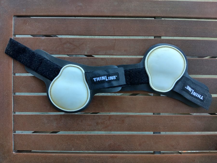 Set of 4 White ThinLine Open Front Jump Boots