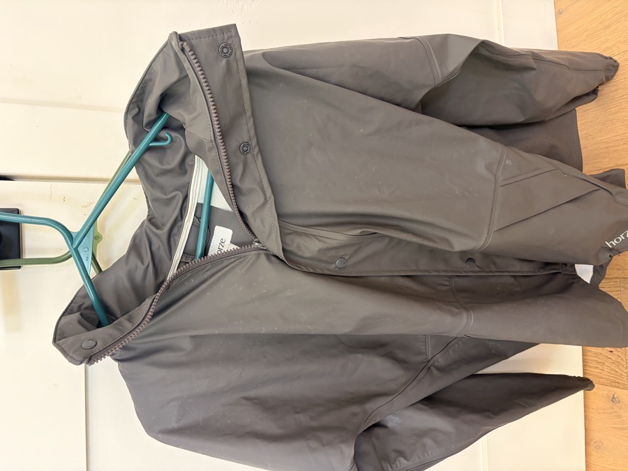 HORZE waterproof raincoat and pants 