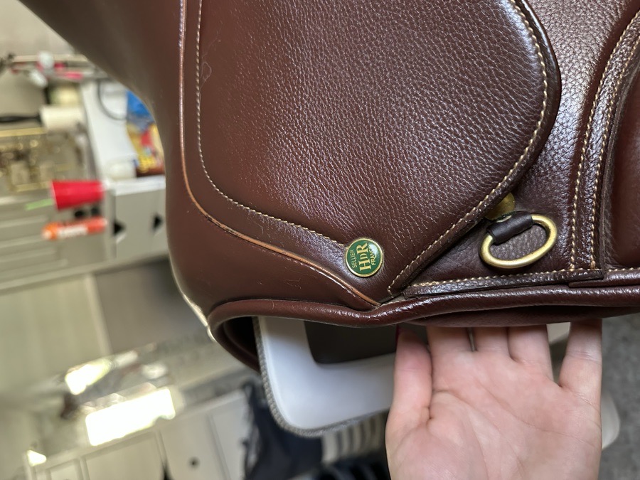 HDR Close Contact Saddle