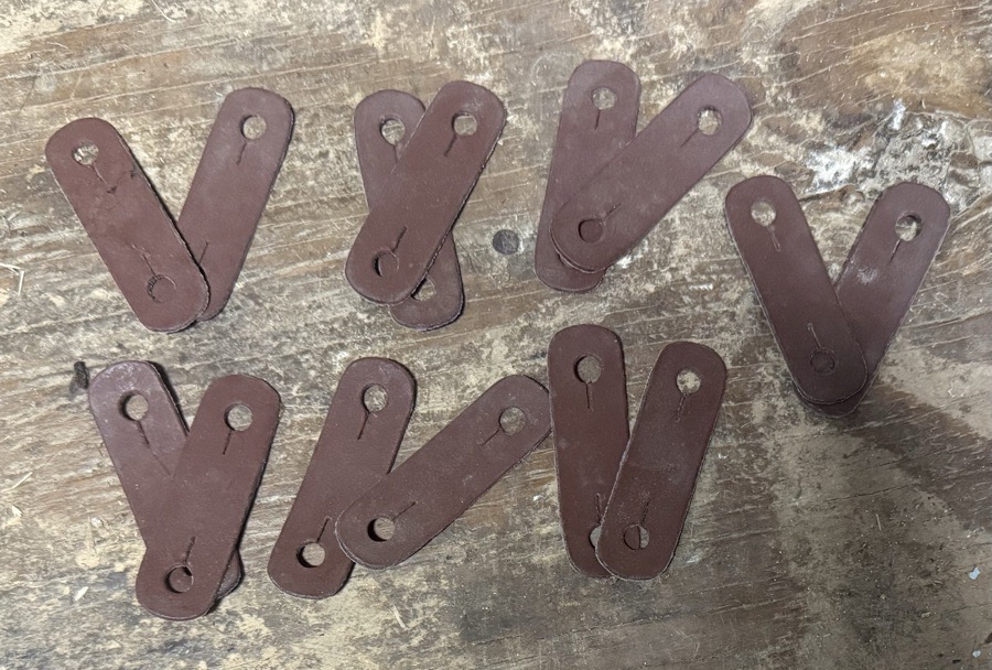 Lot of peacock irons tabs