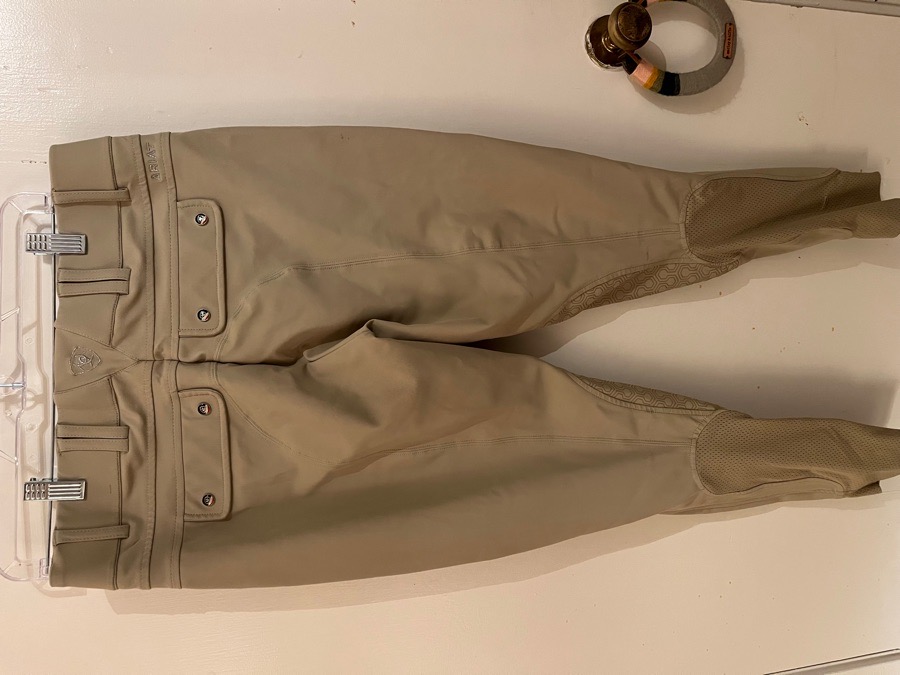 FANTASTIC condition Ariat tri-factor pant 
