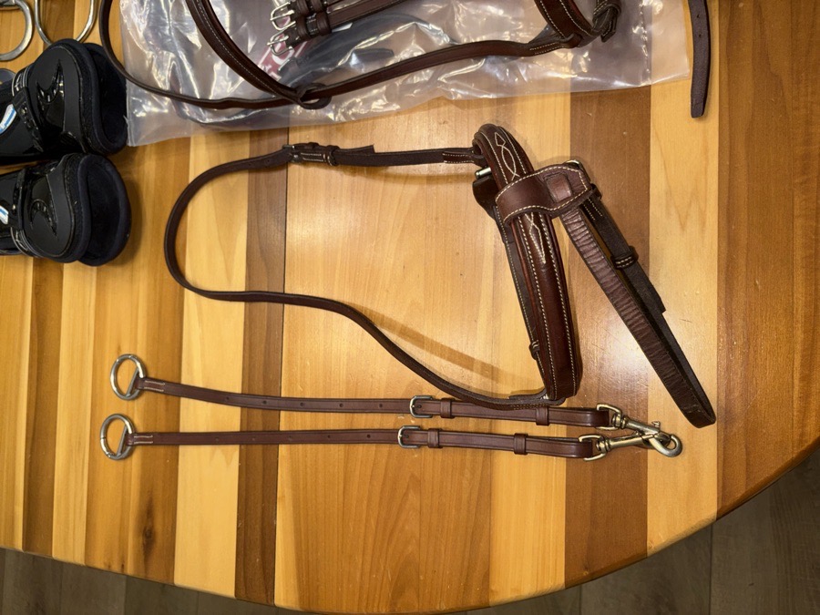 CWD Noseband with flash attachment