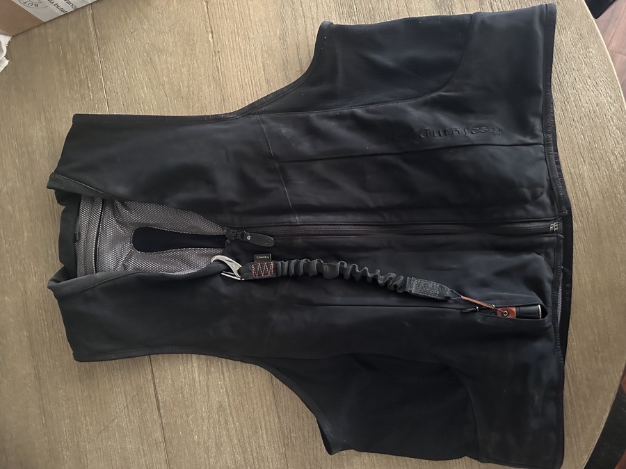 FREEJUMP AIR VEST (XL)