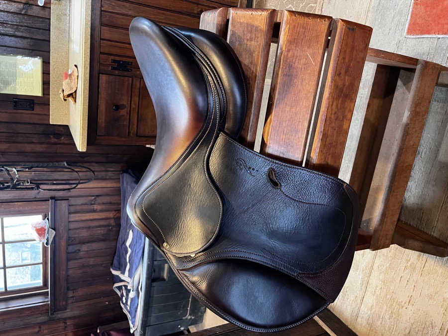 ANTARES Contact | 17" | Calfskin 