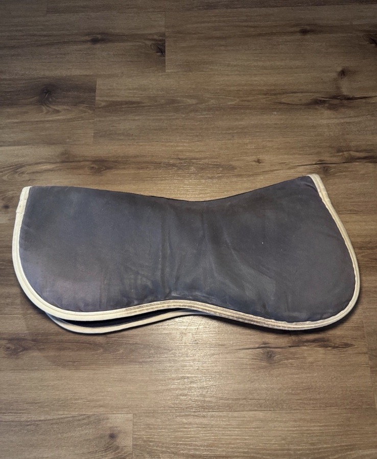 Ogilvy Jump Memory Foam Half Pad. Size Regular