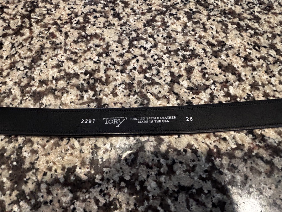 28in black Tory belt