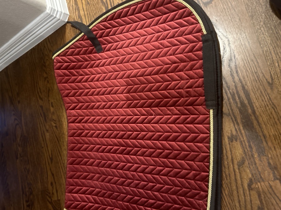 Ovation red fleece pad