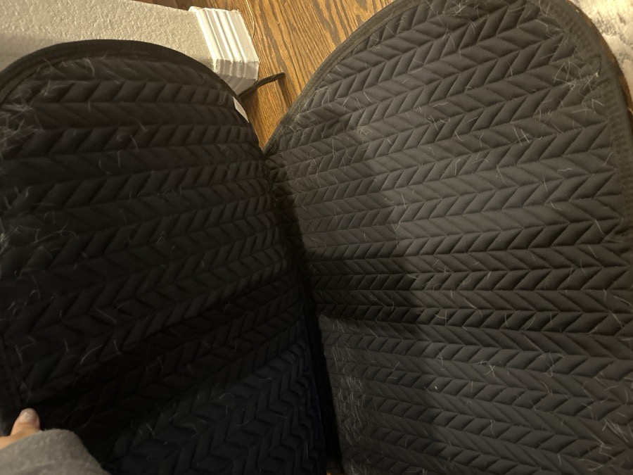 Ovation red fleece pad