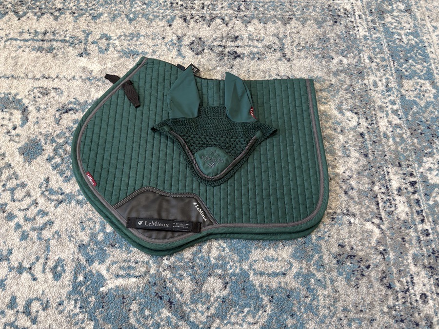 LEMIEUX SPRUCE LARGE CC SADDLE PAD AND BONNET