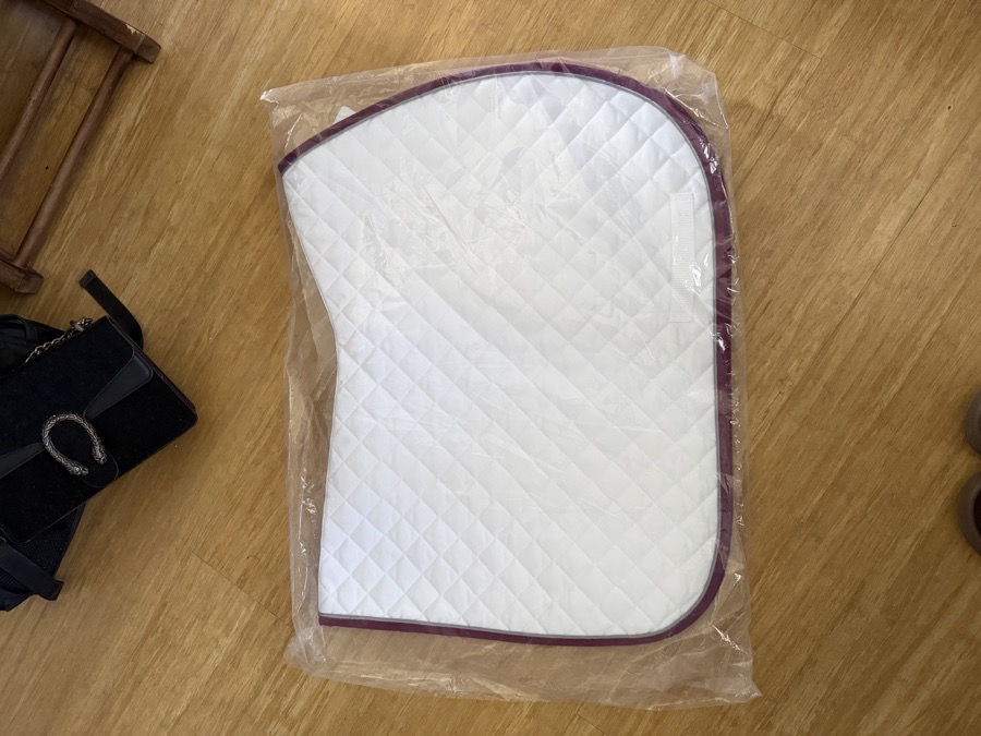 NWT Ogilvy Jump Profile Pad Raspberry & Silver