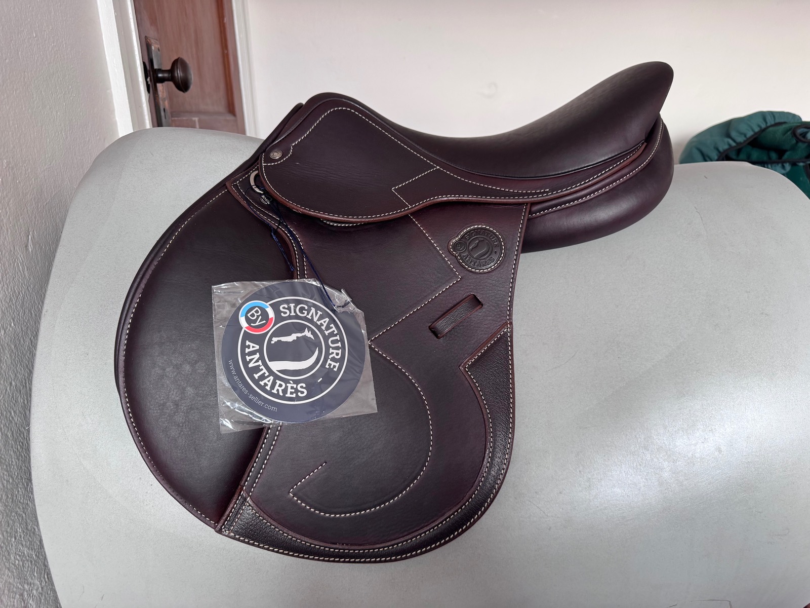 BNWT 17" Antares Signature Saddle - 2025 -2N - A01 Tree - Full Calf