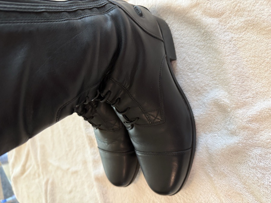 ARIAT Boots 9 Slim Calf Medium Height Contour II