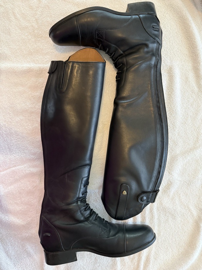 ARIAT Boots 9 Slim Calf Medium Height Contour II