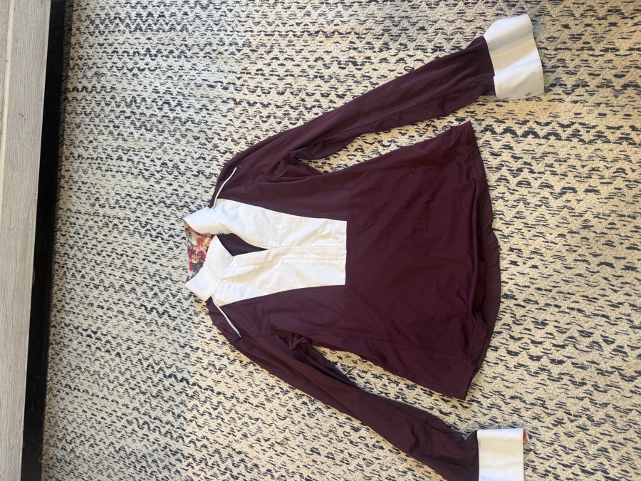 chestnut bay show shirt