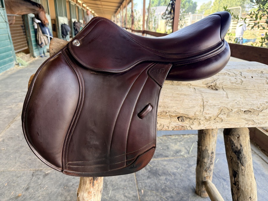 17” CWD Mademoiselle 1LH Flap