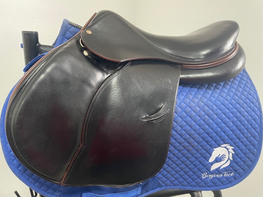 17.5” Devoucoux Oldara - 2014 - 1A - 4.25” dot to dot