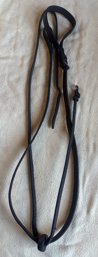 pony standing martingale