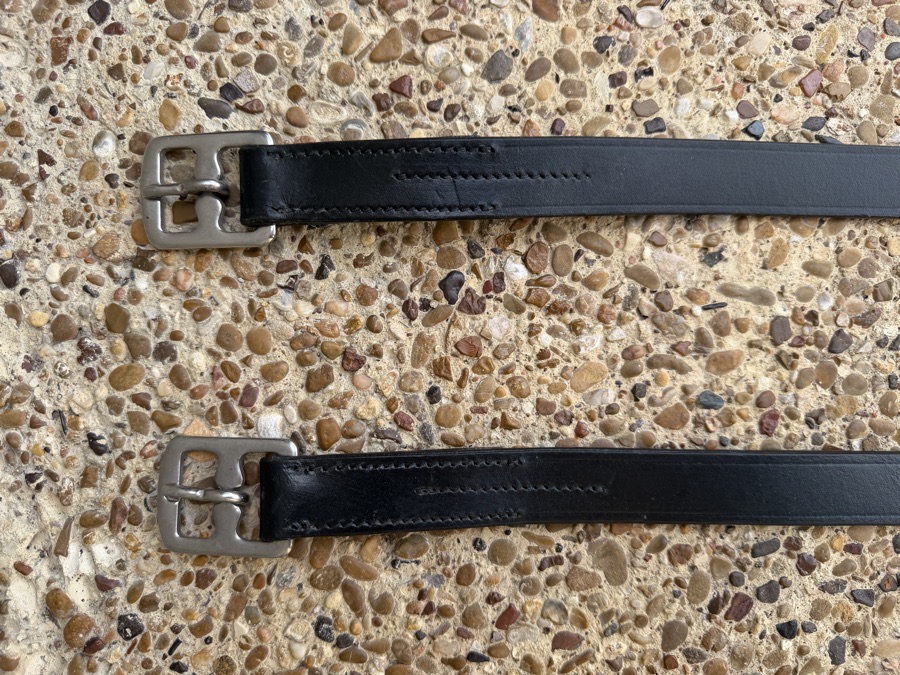 Stirrup leathers - black - 145 cm