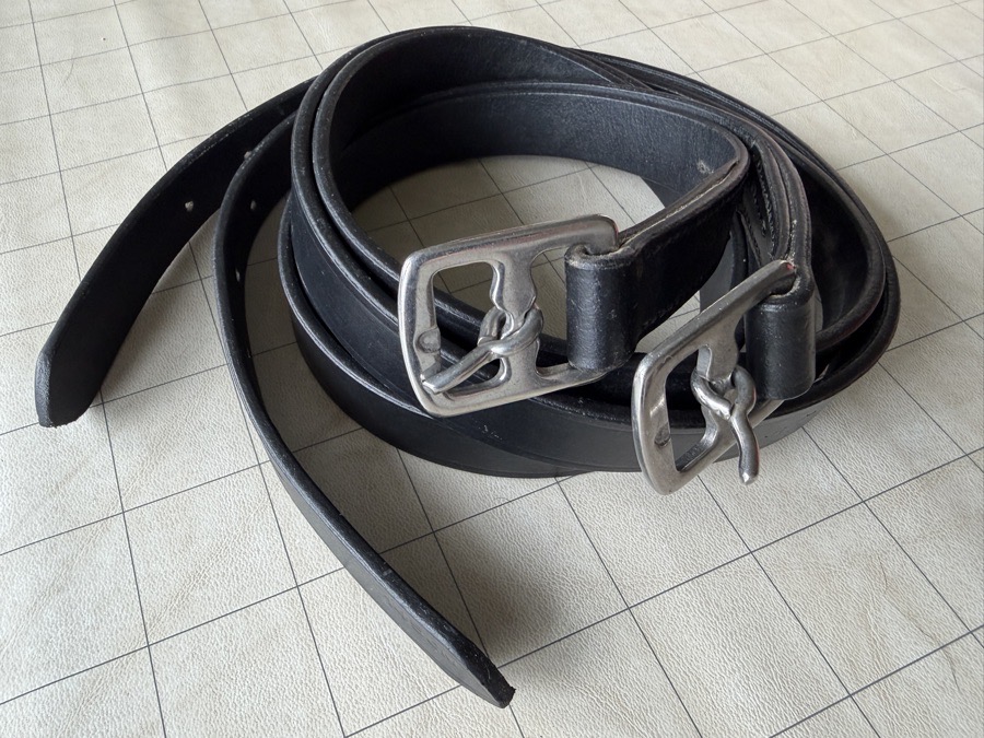 Stirrup leathers - black - 145 cm