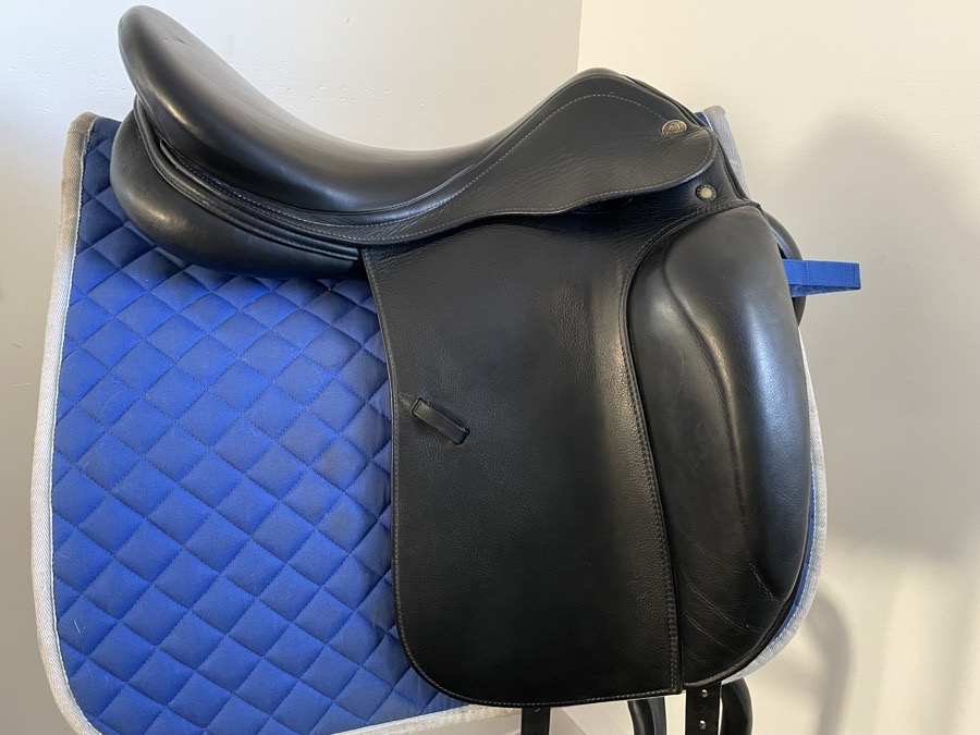 18” Prestige dressage 2000 - 34cm medium wide