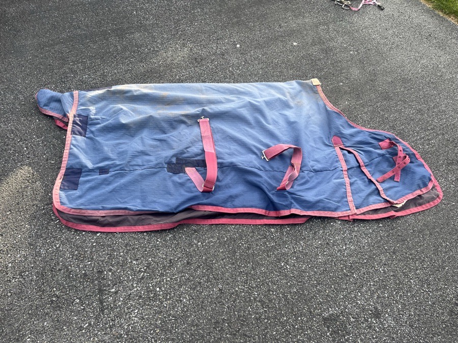 MacIntosh 70” Light Waterproof turnout blanket 