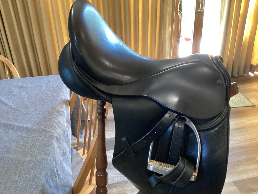 JRD Dressage Saddle
