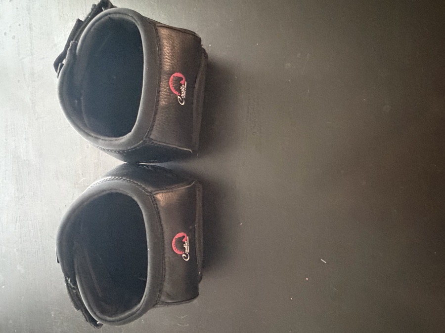 CAVALLO Simple Boots - Size 5