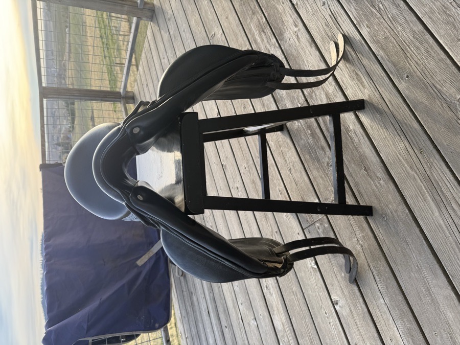 17.5 3L CWD dressage saddle 
