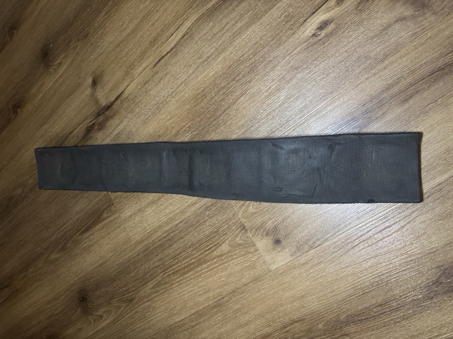  Professional's Choice SMx VenTECH Dressage Girth. Size 24