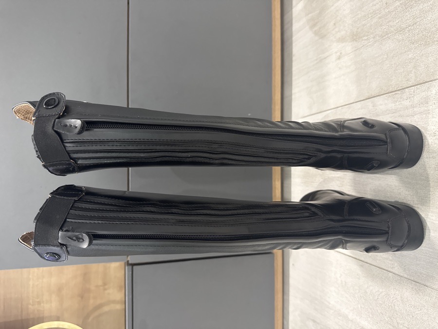 HORZE Boots 37