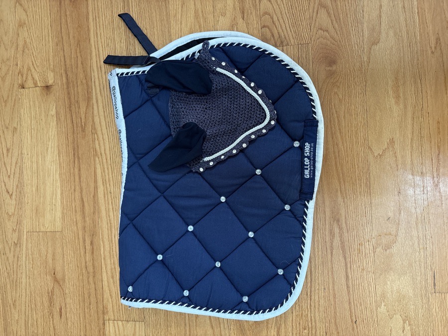 Gallop shop pony saddlepad + ear bonnet set