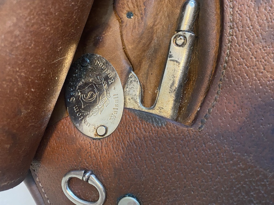 Custom Saddlery Saddle