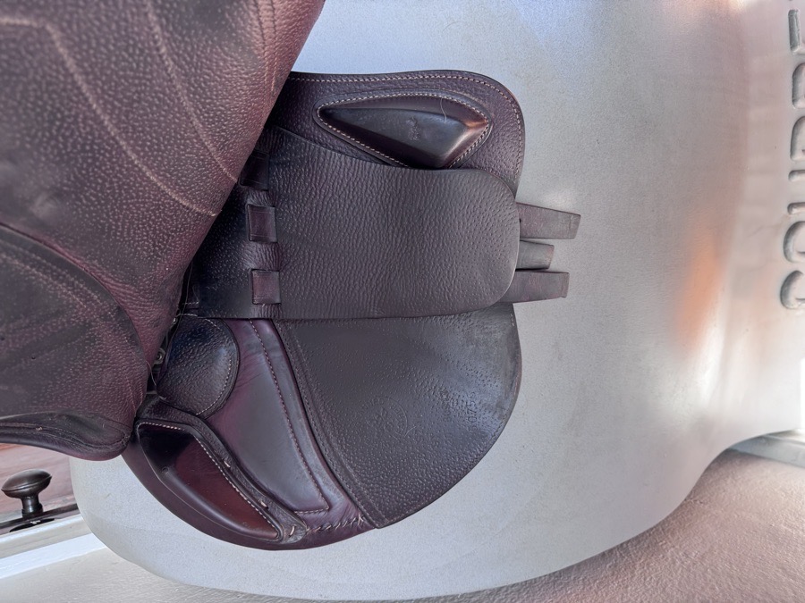 17.5” CWD SE31 Mademoiselle 2Gs Saddle - 2020 - 2C - Full Buffalo