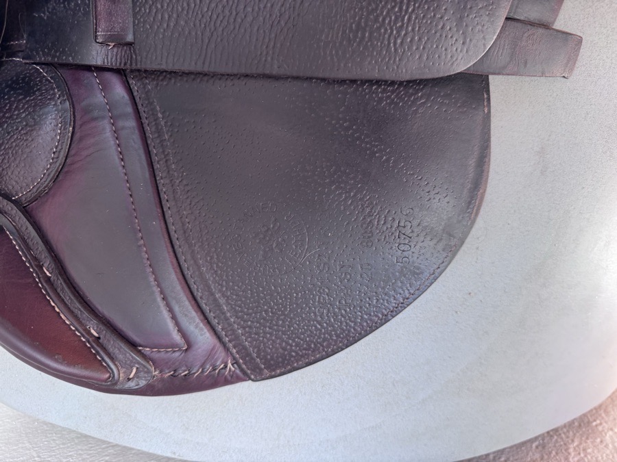 17.5” CWD SE31 Mademoiselle 2Gs Saddle - 2020 - 2C - Full Buffalo