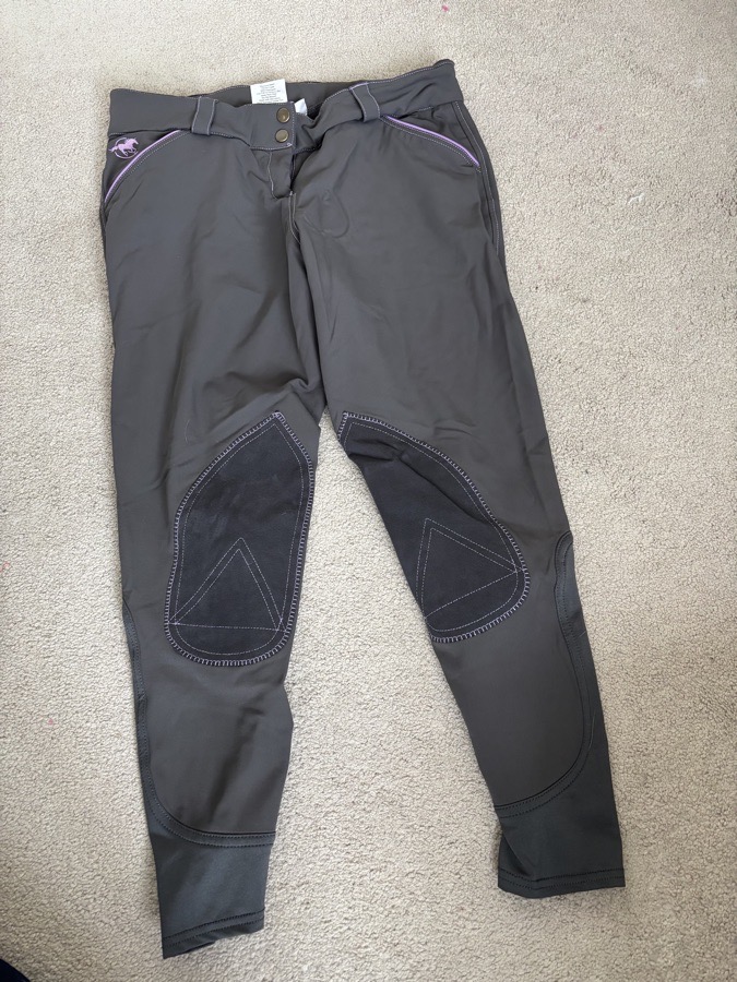 32R Piper evolution, charcoal with power purple, knee patch. Great Condition