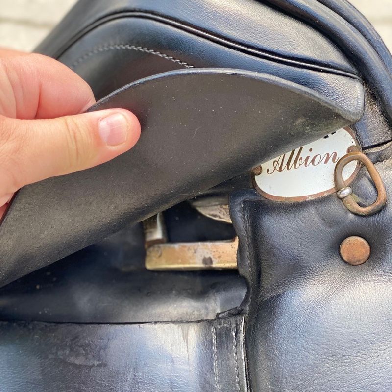 Albion Dressage Saddle