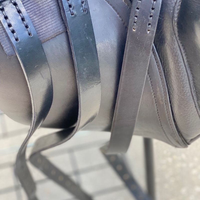 Albion Dressage Saddle