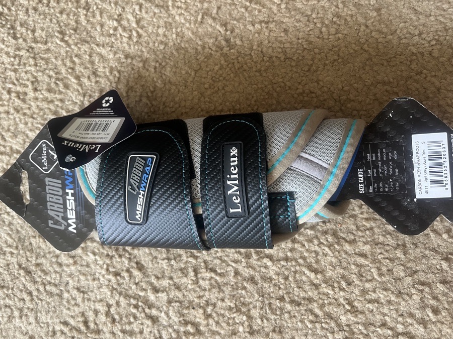 Brand new Lemiuex brush boots