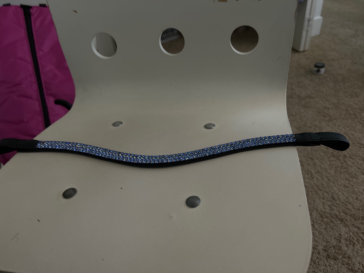 Shires Xfull glittery brownand