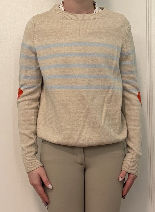 Woman’s sweater 