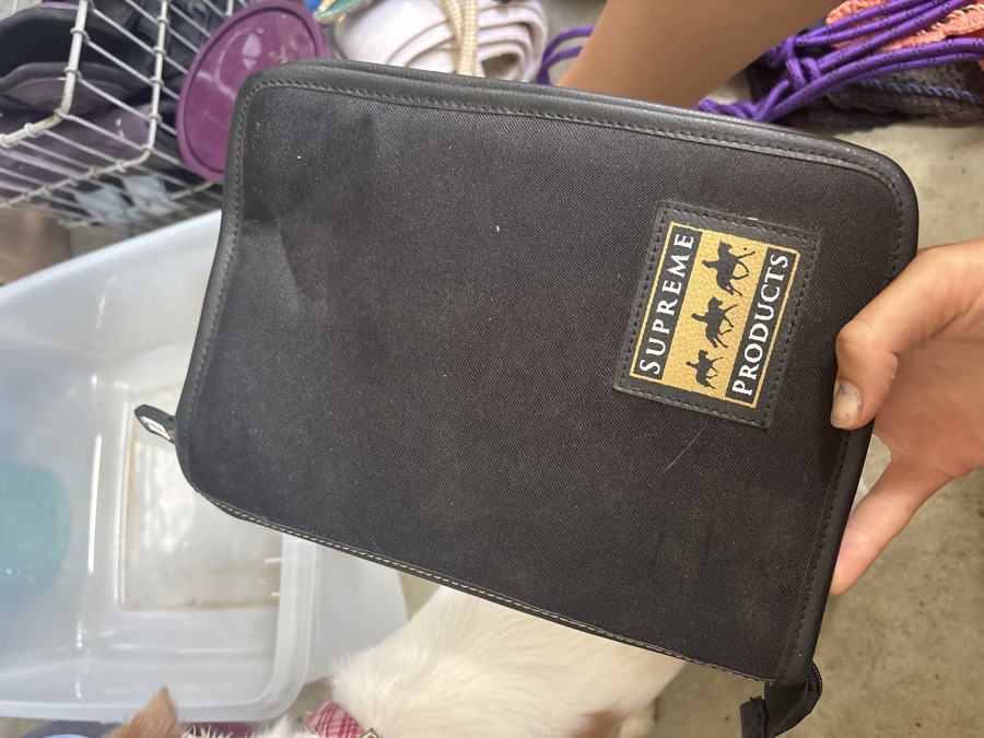 SUPREME PRODUCTS passport holder