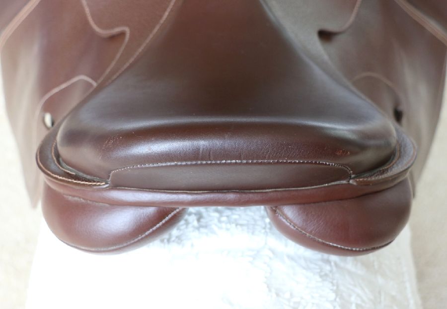17.5" Collegiate Convertible Diploma Saddle