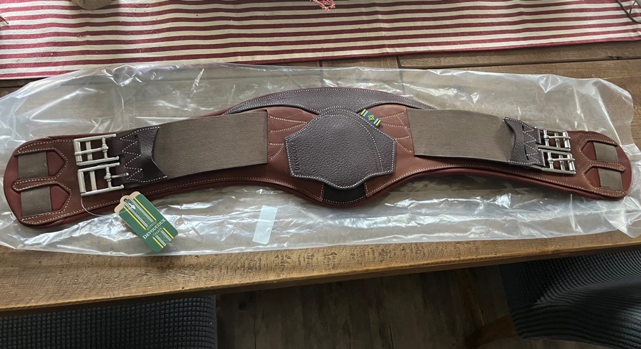 28” Devocoux Makila Girth 