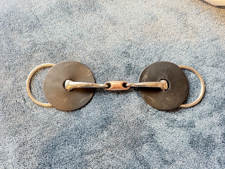 6” Copper Link Loose Ring with Bit Guards